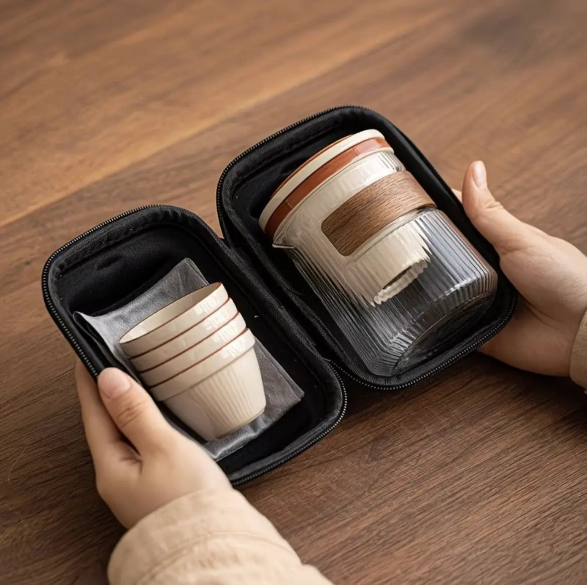 Service à infusion nomade THÉCHA édition limitée avec carafe et 4 petits verres