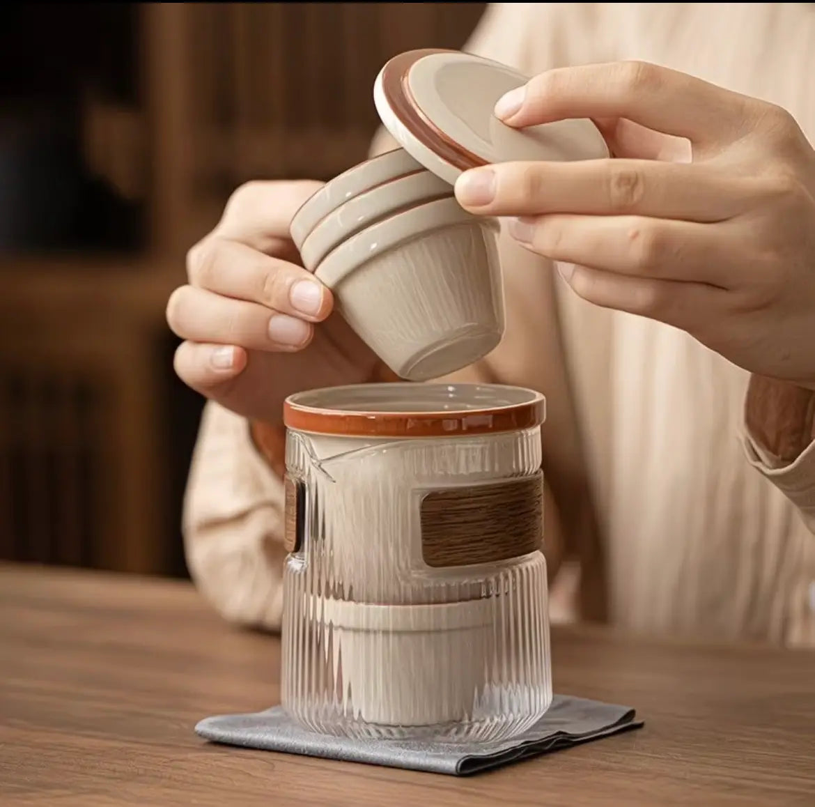 Service à infusion nomade THÉCHA édition limitée avec carafe et 4 petits verres