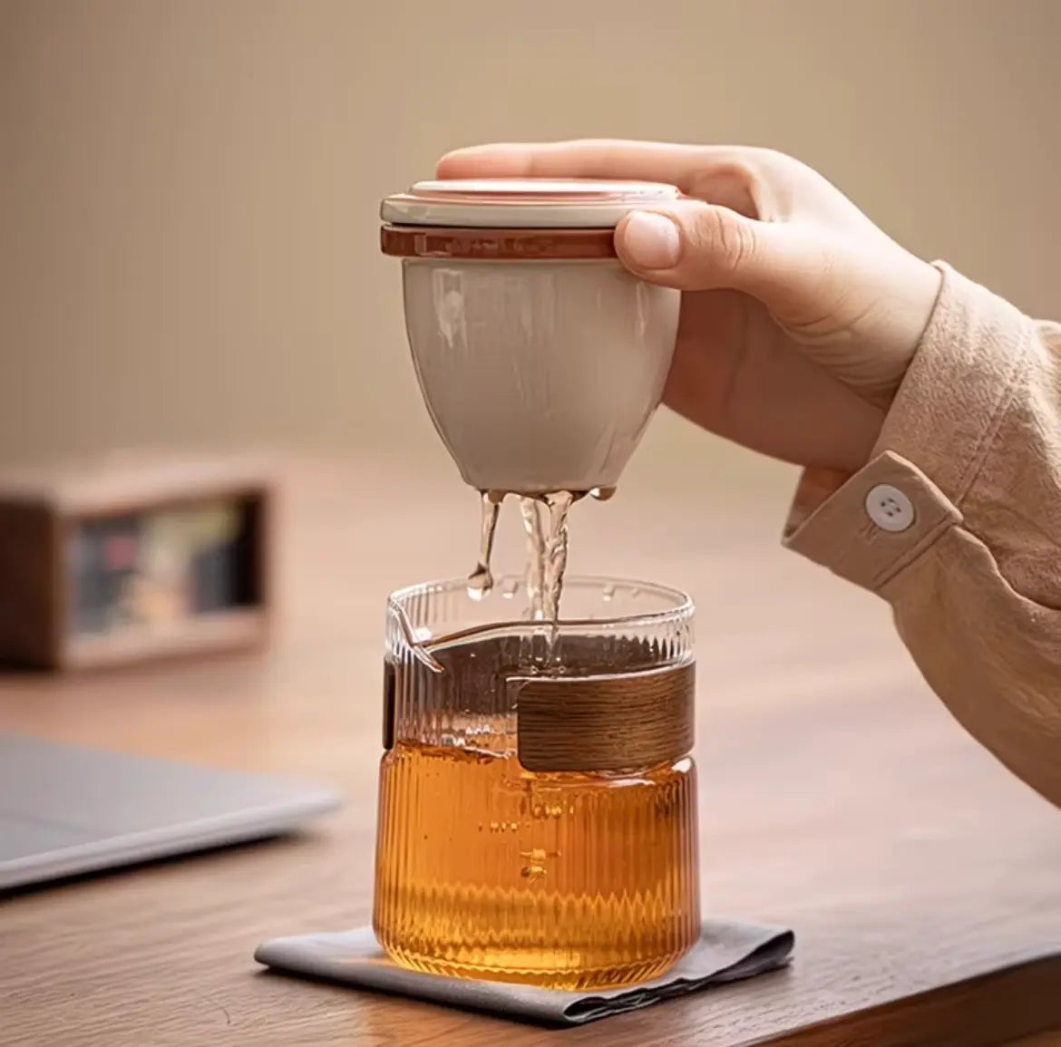 Service à infusion nomade THÉCHA édition limitée avec carafe et 4 petits verres